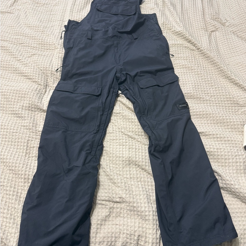 Armada sumpter bibs large